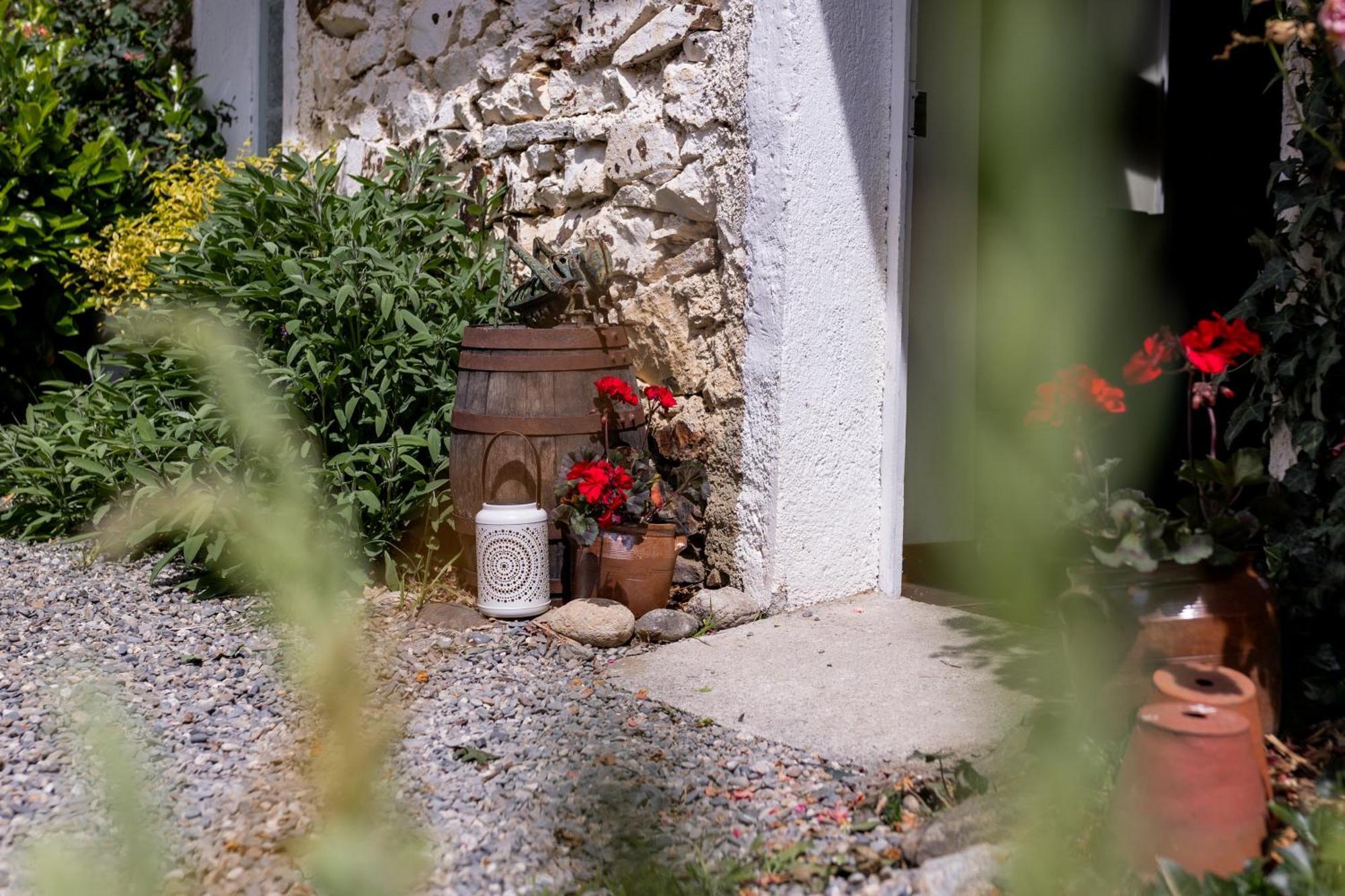 Gites Libellule At Auberge De L'Arac, Bar, Restaurant Aleu Εξωτερικό φωτογραφία