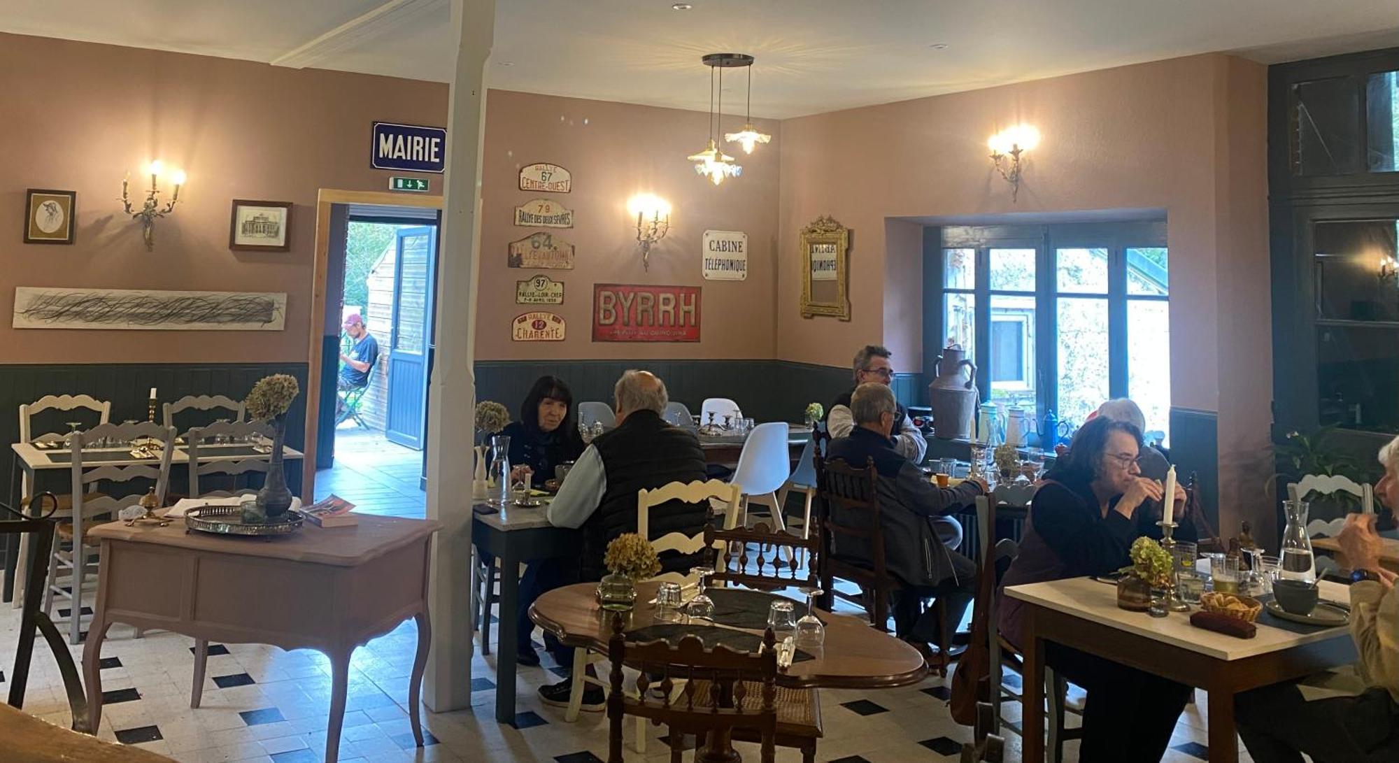 Gites Libellule At Auberge De L'Arac, Bar, Restaurant Aleu Εξωτερικό φωτογραφία